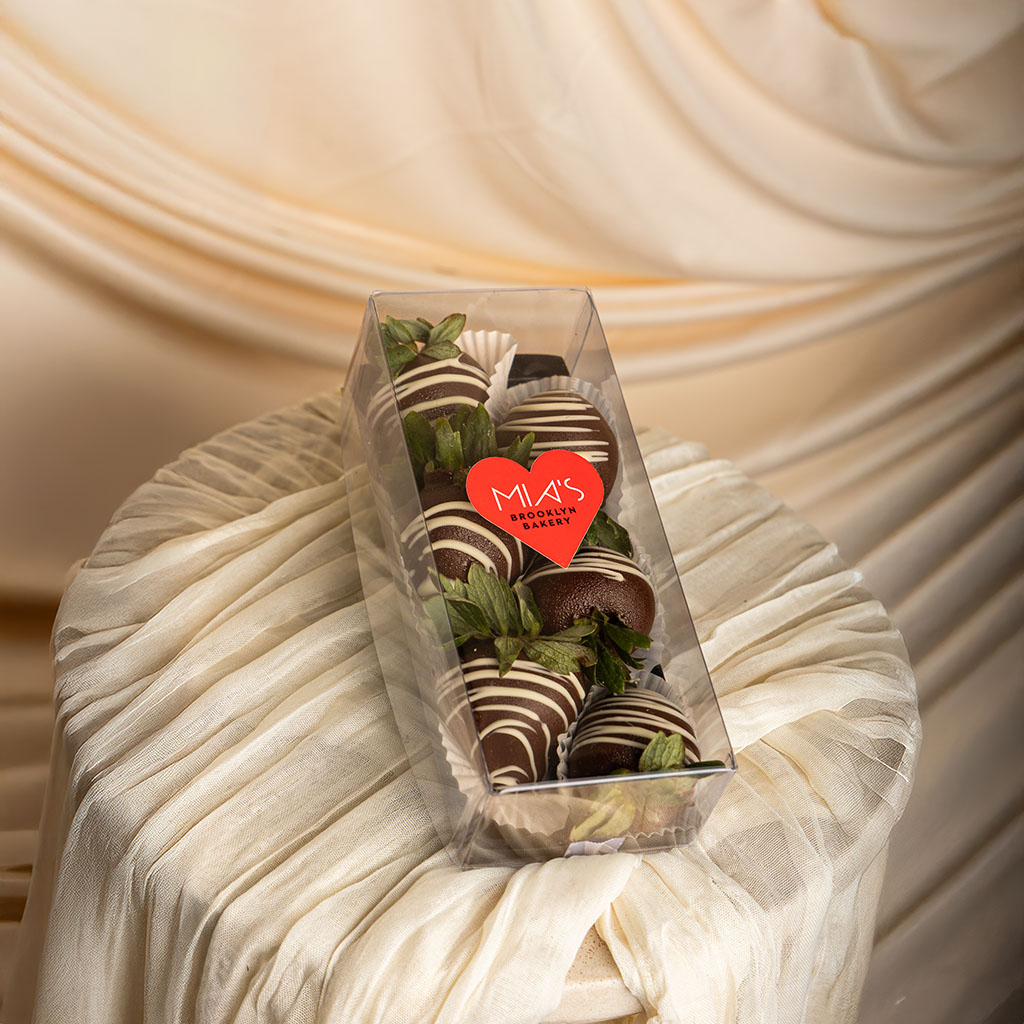 chocolate covered strawberries from mias bakery