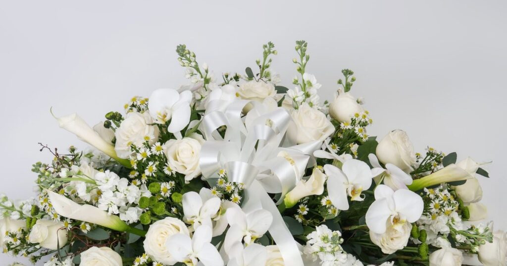 How Much Do Funeral Flowers Cost in New York?